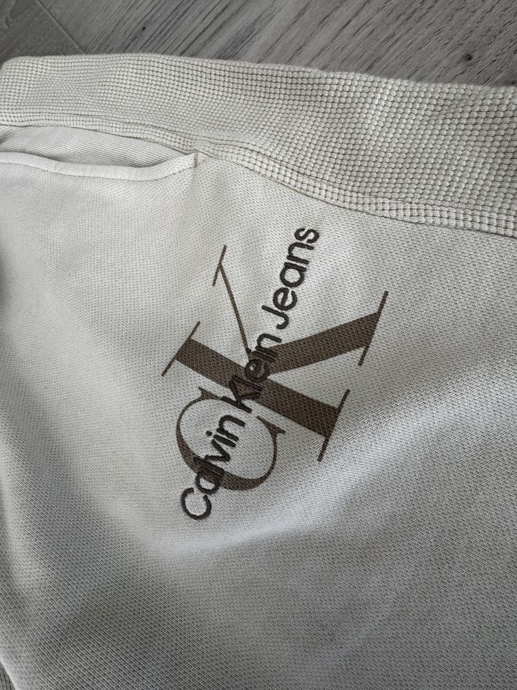 Calções Calvin Klein Tam M