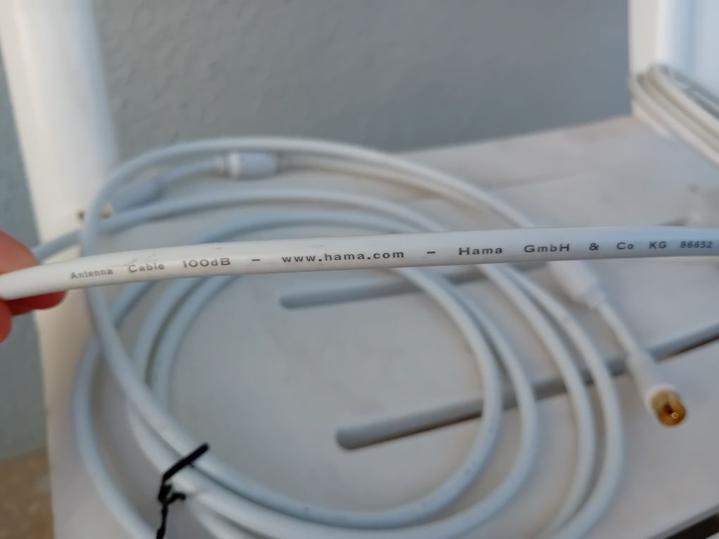 Cabo "antenna cable"