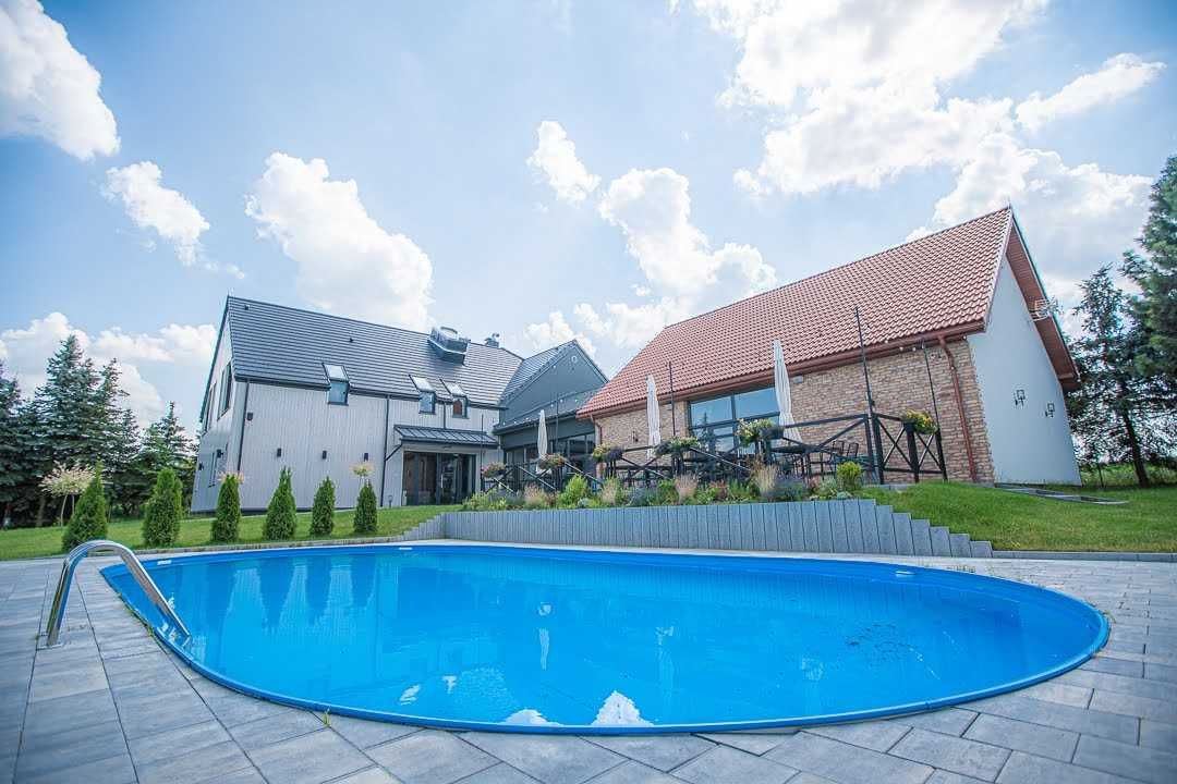 pokoje z dostępem do basenu, noclegi dla firm,pensjonat, agroturystyka