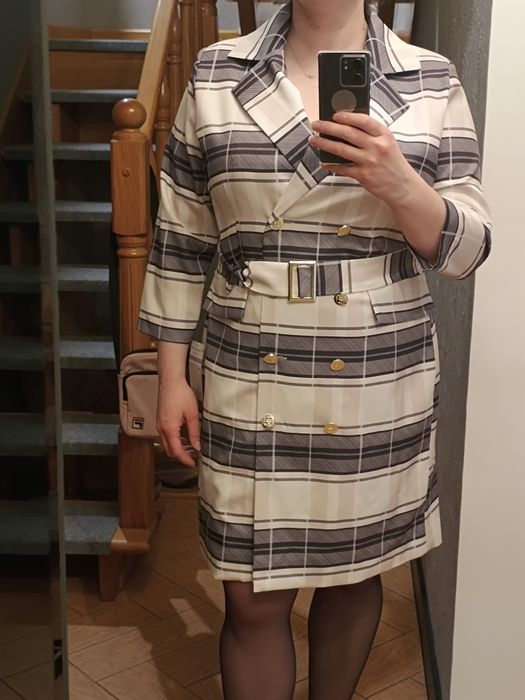 Sukienka garniturowa r.48