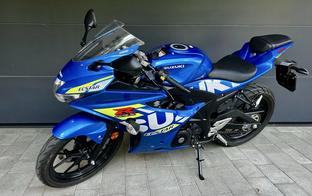Suzuki GSXR 125 rocznik 2022 przebieg 3755km kat. A / B