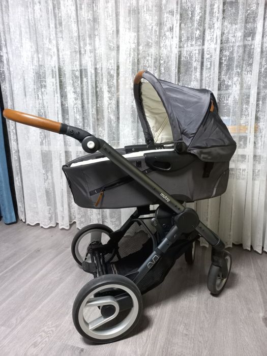 Продам коляску Mutsy EVO UN Dark Grey