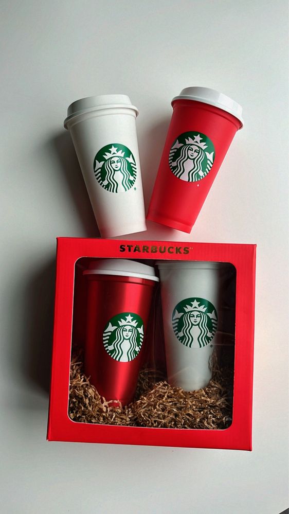 Стаканы Starbucks