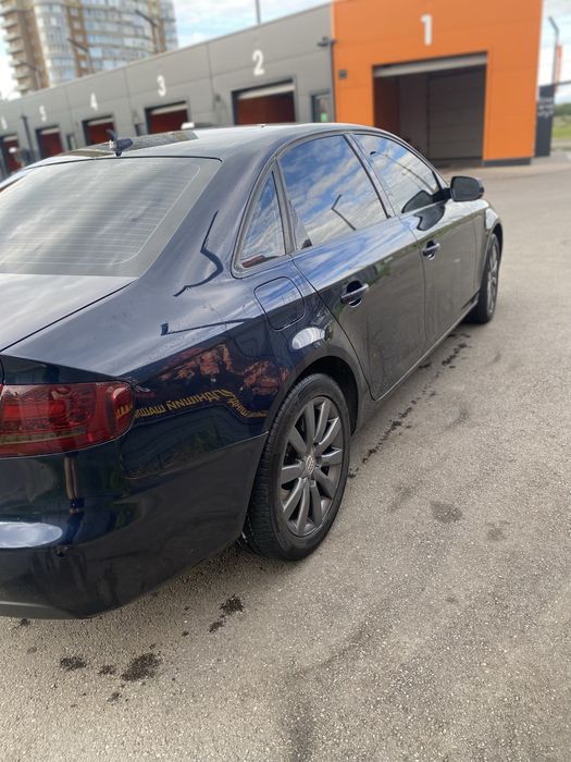 Ауди а4 б8 2.0TFSI quatro