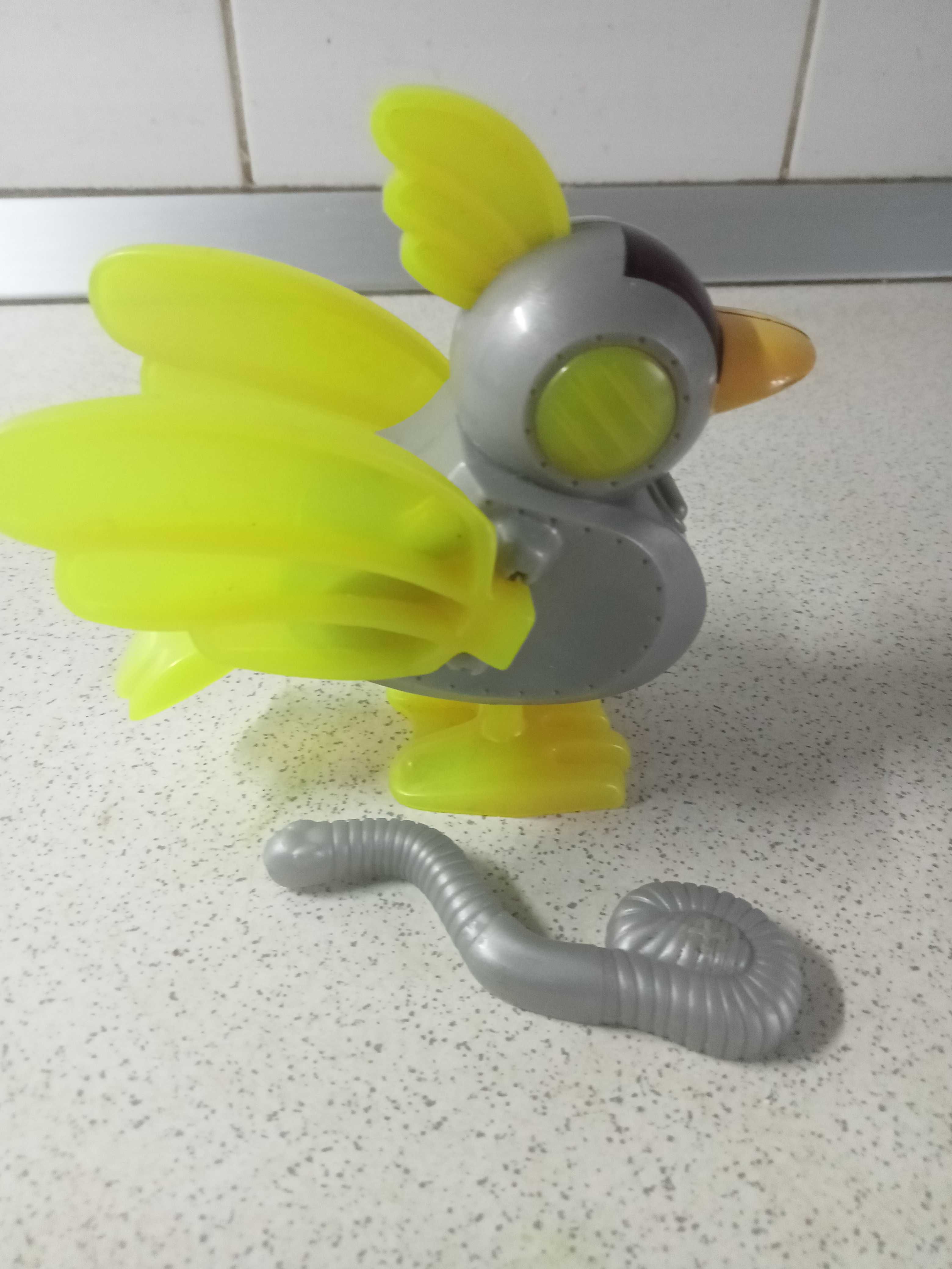 Игрушка макдонольдс птичка робот