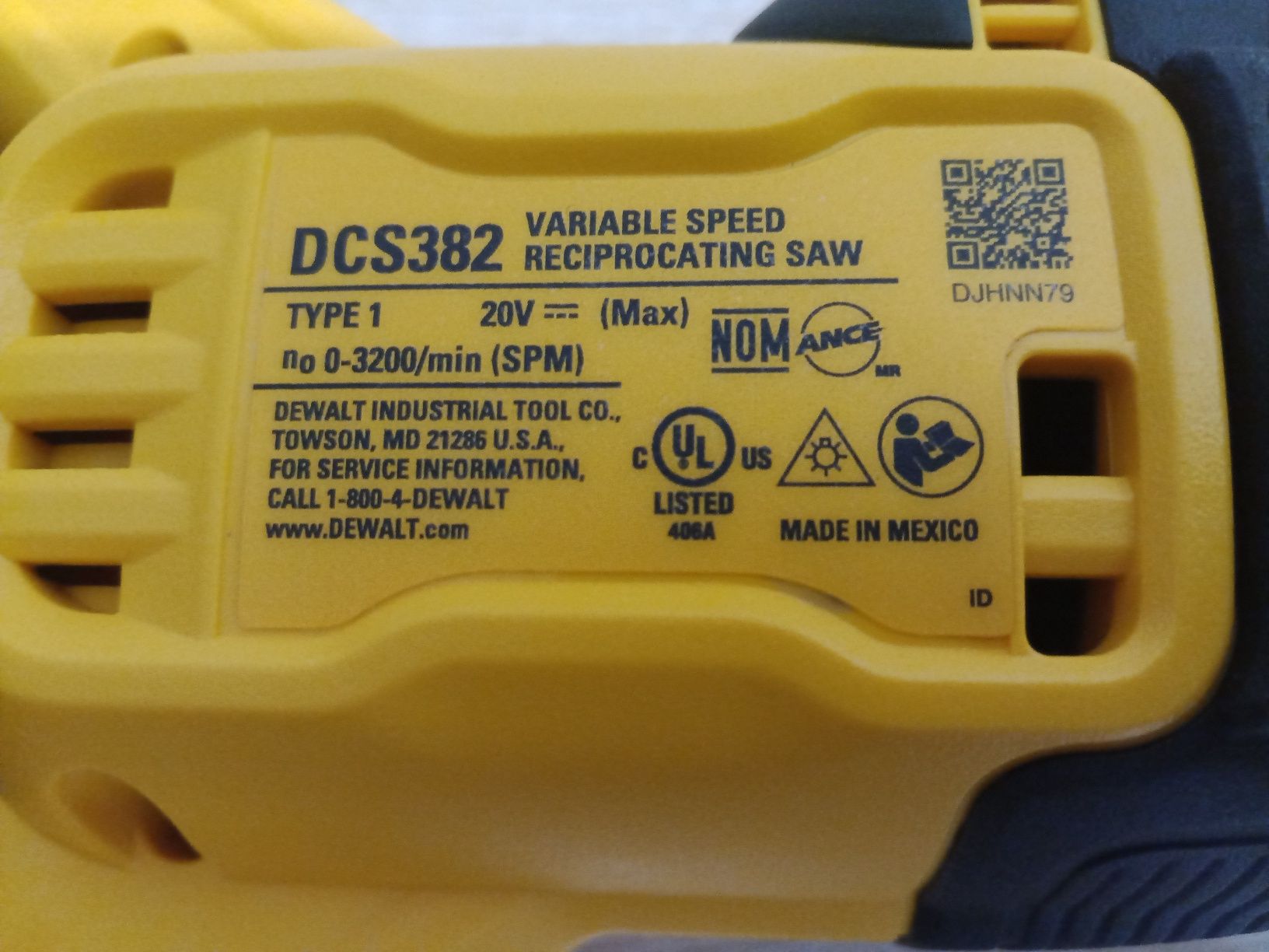 Dewalt dcs382 20V Brushless reciprocating saw