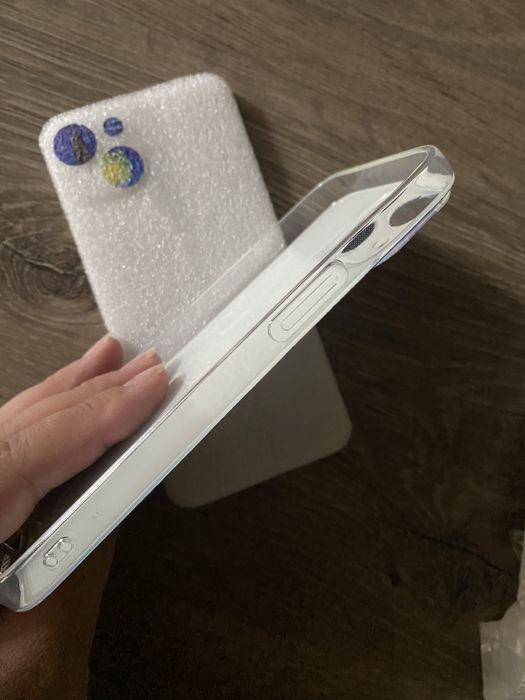 Новий чохол на айфон 14