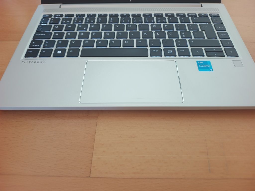 HP EliteBook 640 G9 (Core i5-12Gen, 16GB, NVMe 512GB) 14" *GARANTIA*