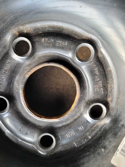 Koła zima zimowe ET44 5X112 VW SKODA KAROQ SEAT AUDI A2 215/60/16 8MM