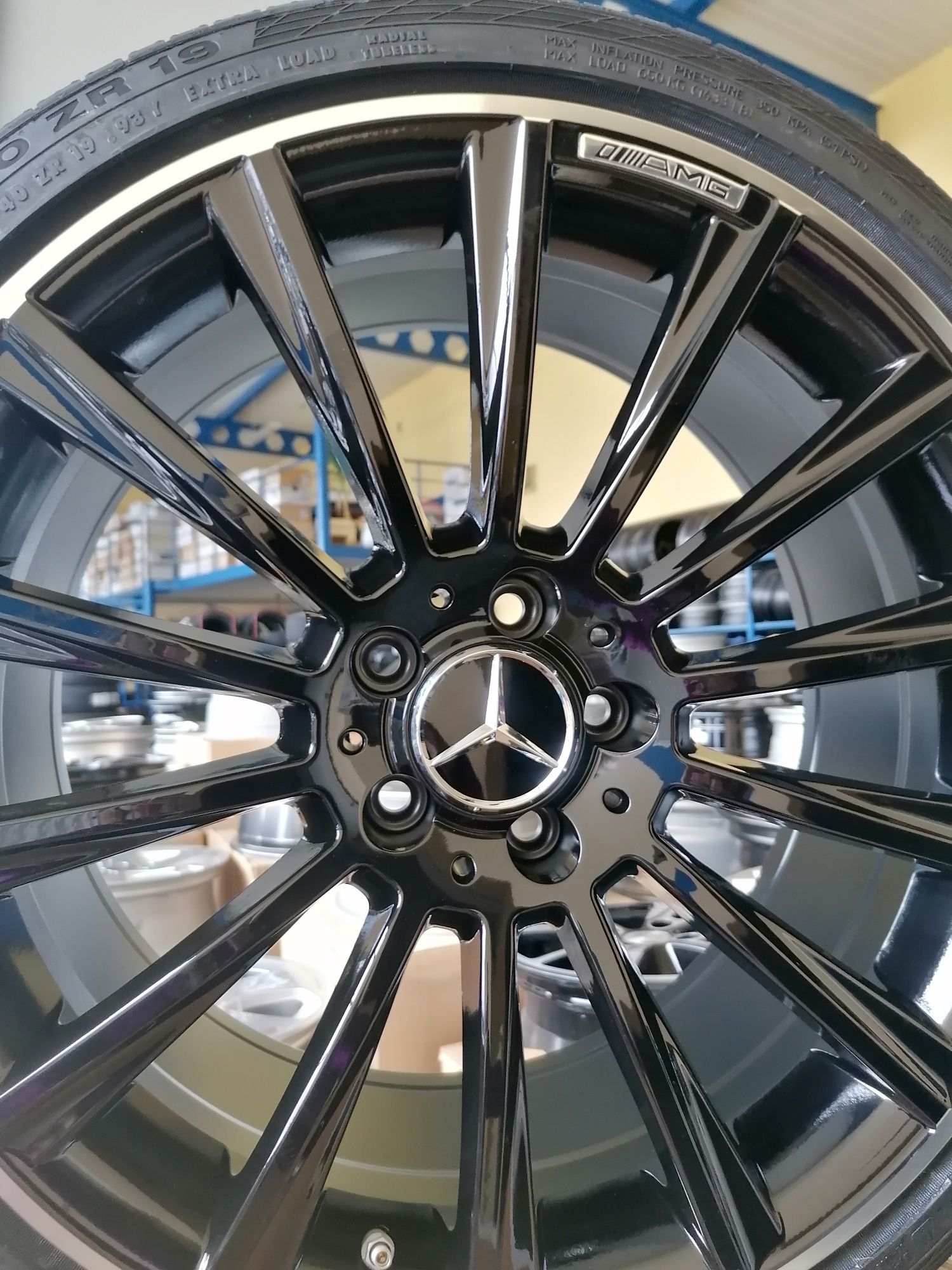 Koła aluminiowe Mercedes AMG 19 cali Vito Viano V klasa 245/45R19