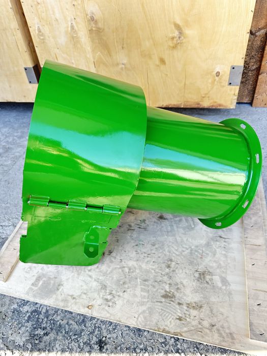 Кожух зернового елеватора John Deere AH149182 AH129357 H128877