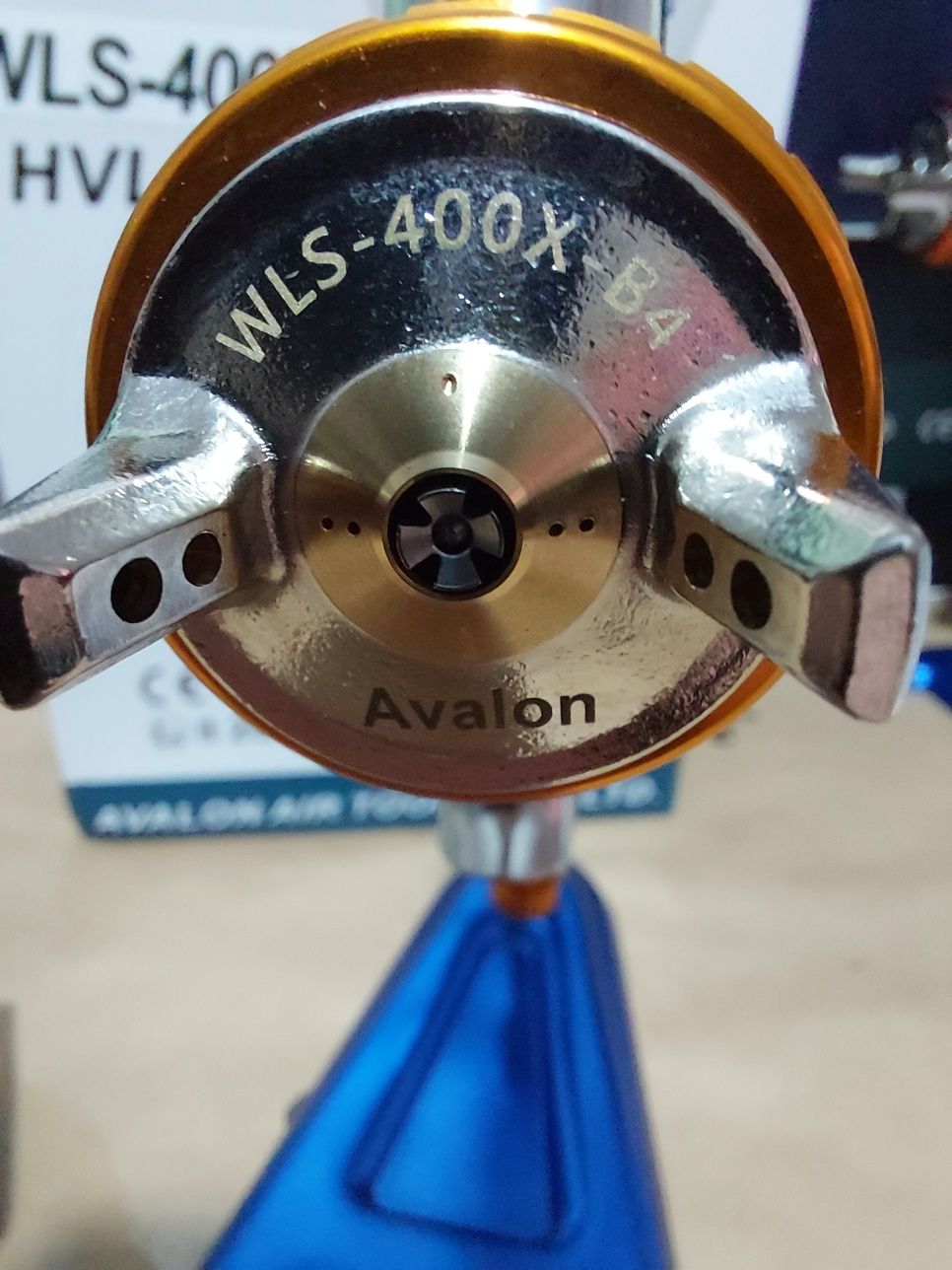 Краскопульт Iwata Avalon WLS 400