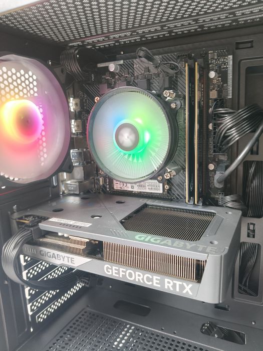 Komputer Gamingowy i5-13400, RTX 5060, 32 GB,SSD,Win 11 Pro