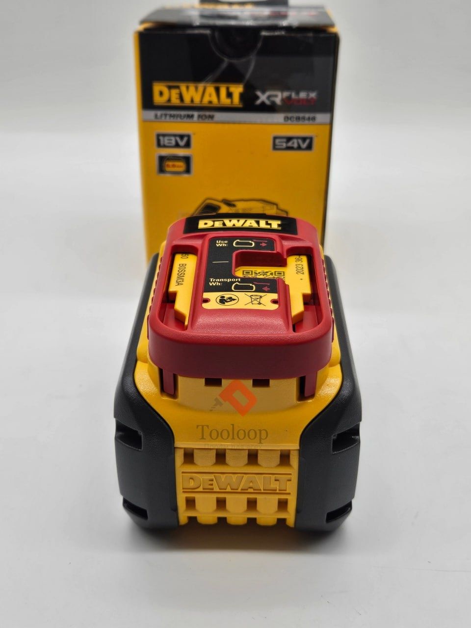 Аккумуляторная батарея DeWALT FLEXVOLT 6.0 Ач 18/54V XR DCB546