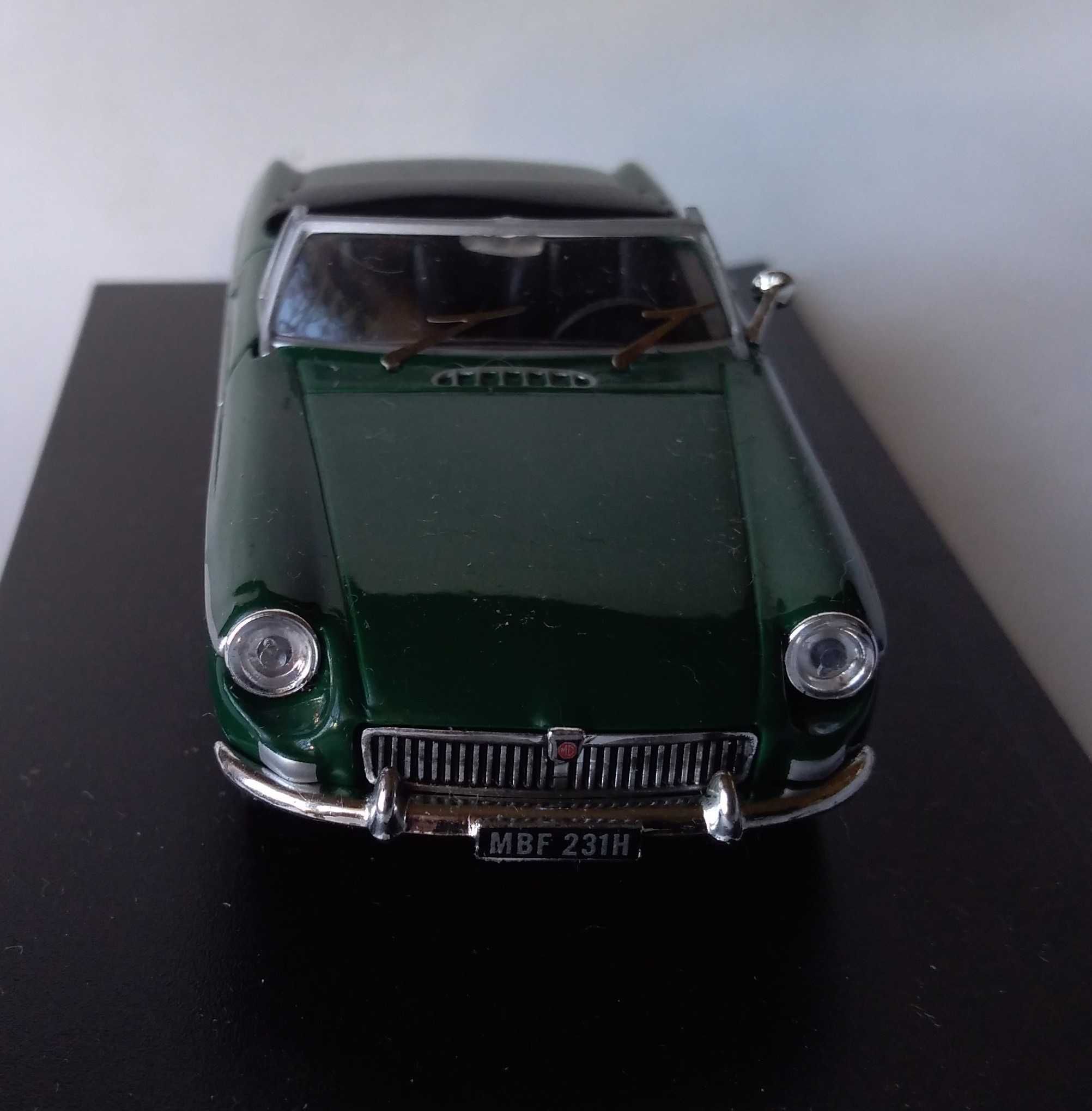 MGB Roadster, fabricado pelas Atlas