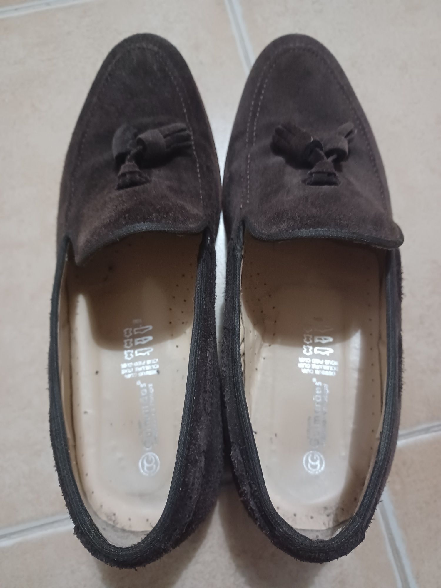 Sapatos de camurça castanhos de homem