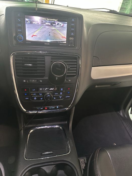 мінівен Dodge Grand Caravan,обмін на значно дешевше авто