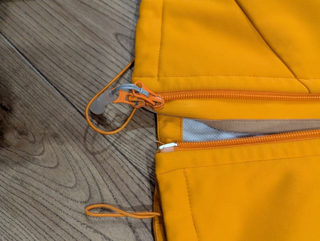 Жіноча вітрівка Jack Wolfskin L