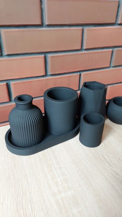 Виготовлення гіпсового декору. Підставки/кашпо/вази тощо.