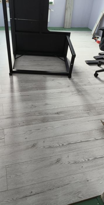 gilotyna do cięcia paneli laminowanych i winylowych