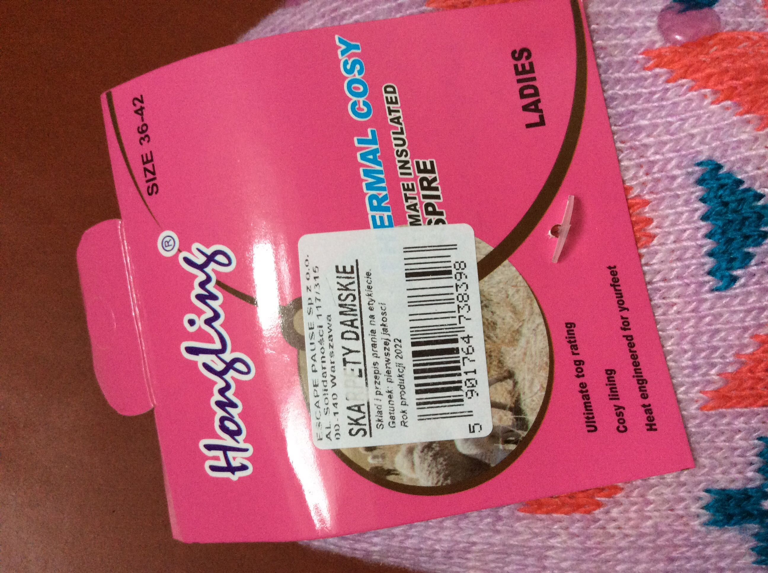 Продам носки с тормозами, варежки.