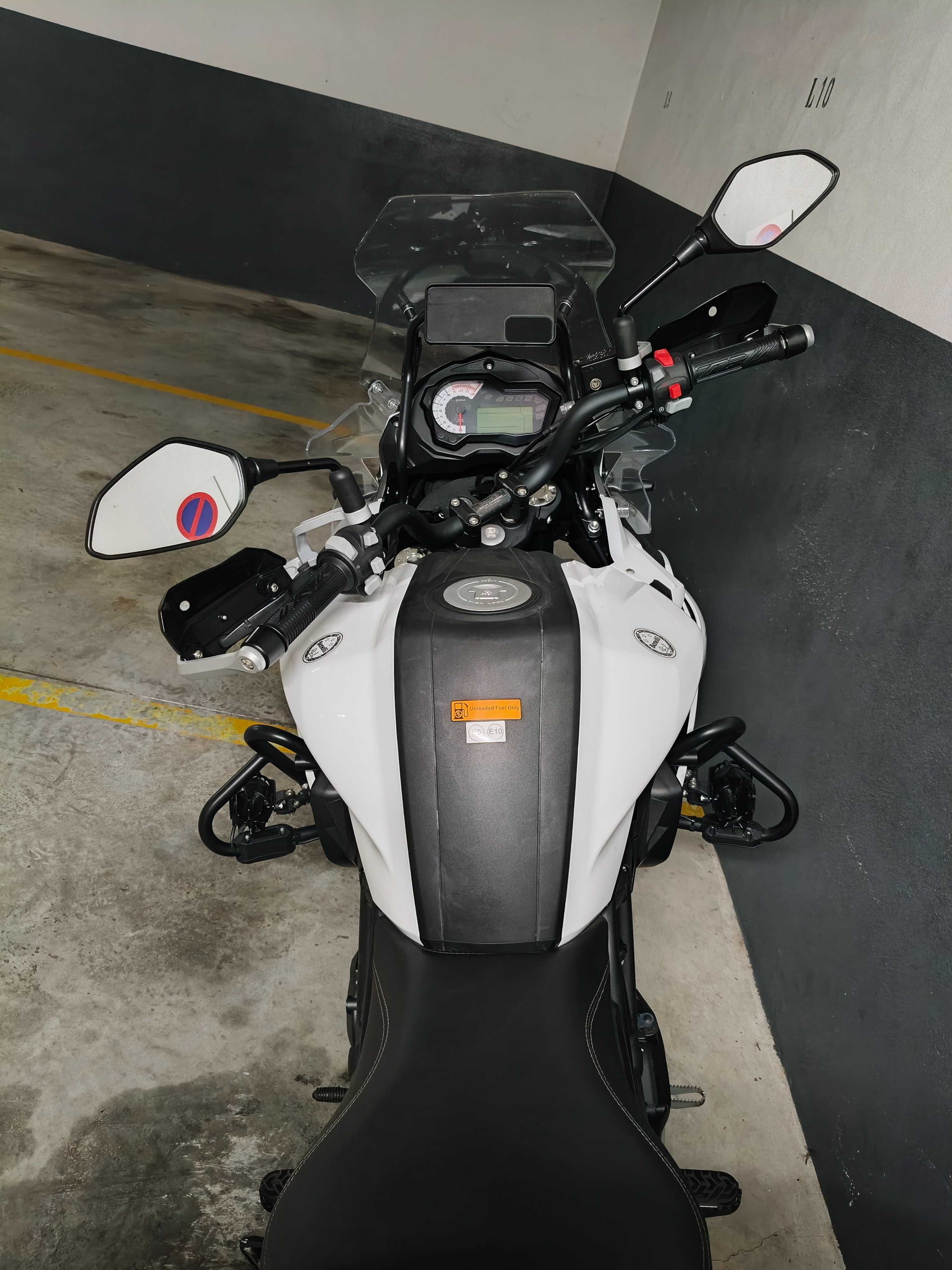 Benelli 502 TRK Impecável