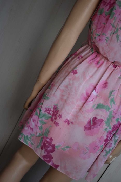 Sukienka 34 XS S szyfonowa kwiaty zwiewna lekka letnia krótka mini