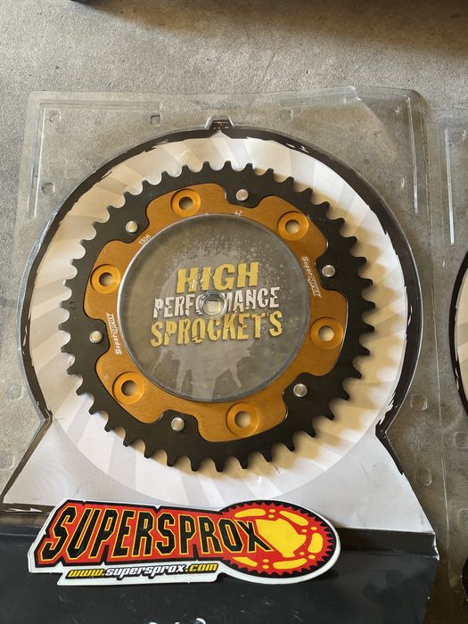 Звезда задняя supersprox honda 1308 42 зуба и 44 зуба