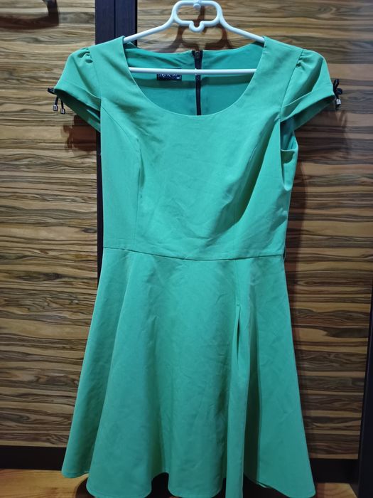 Zielona sukienka Nor-bi