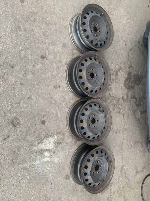 Диски r16 на tayota auris