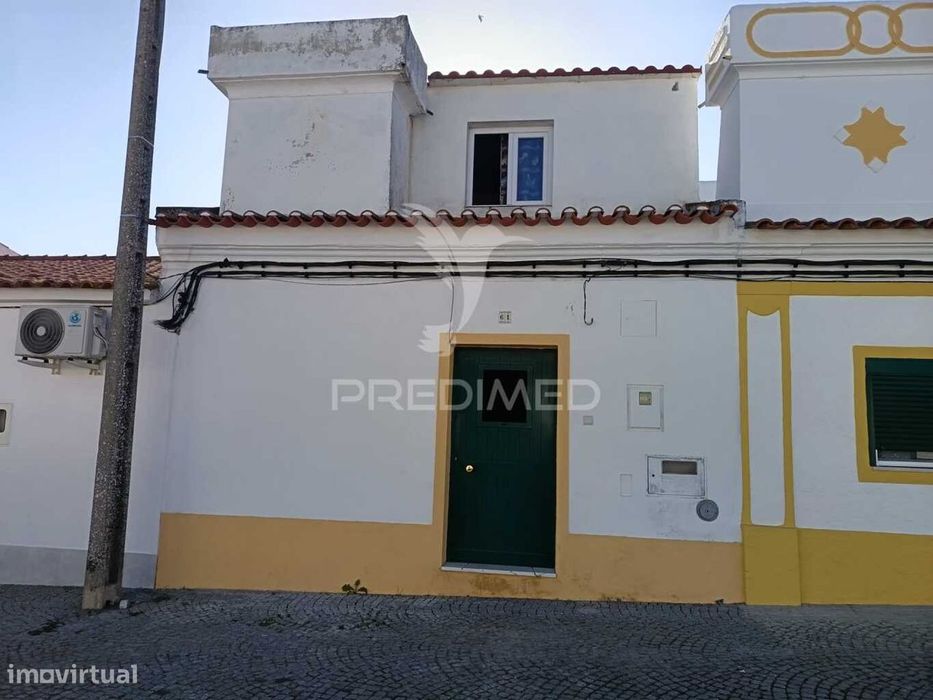Moradia T3 com Quintal e Churrasqueira em São Vicente – Elvas