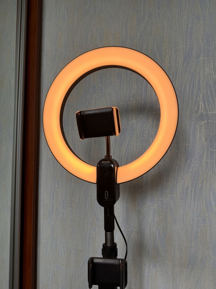 Кільцева LED-лампа TaoTronics 12" + штатив 78’’