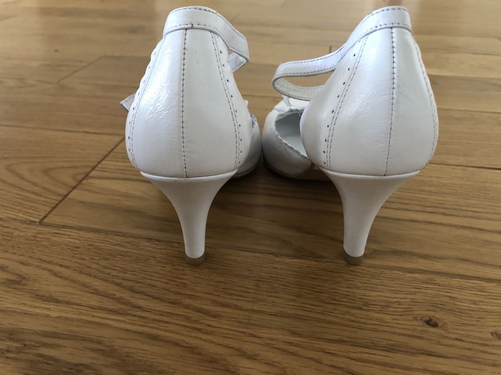 Nowe buty ślubne czółenka Ryłko rozmiar 36,5