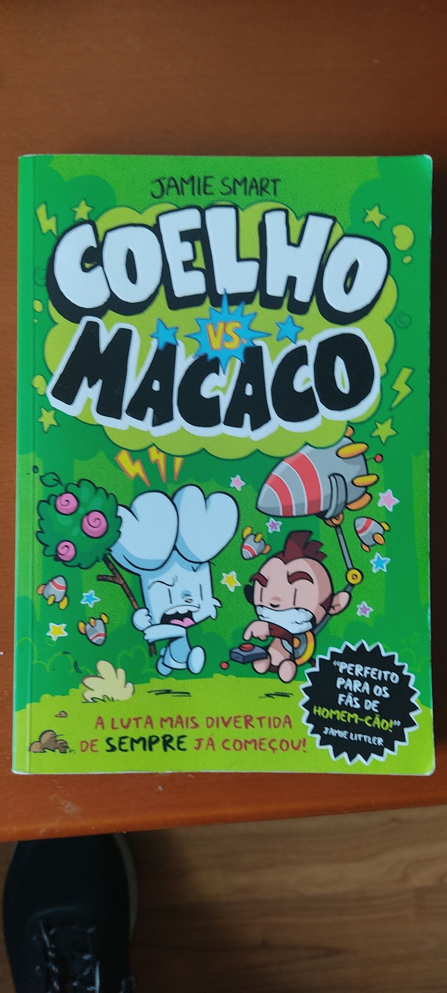 Livros Coelho vs Macaco n° 1 e 6