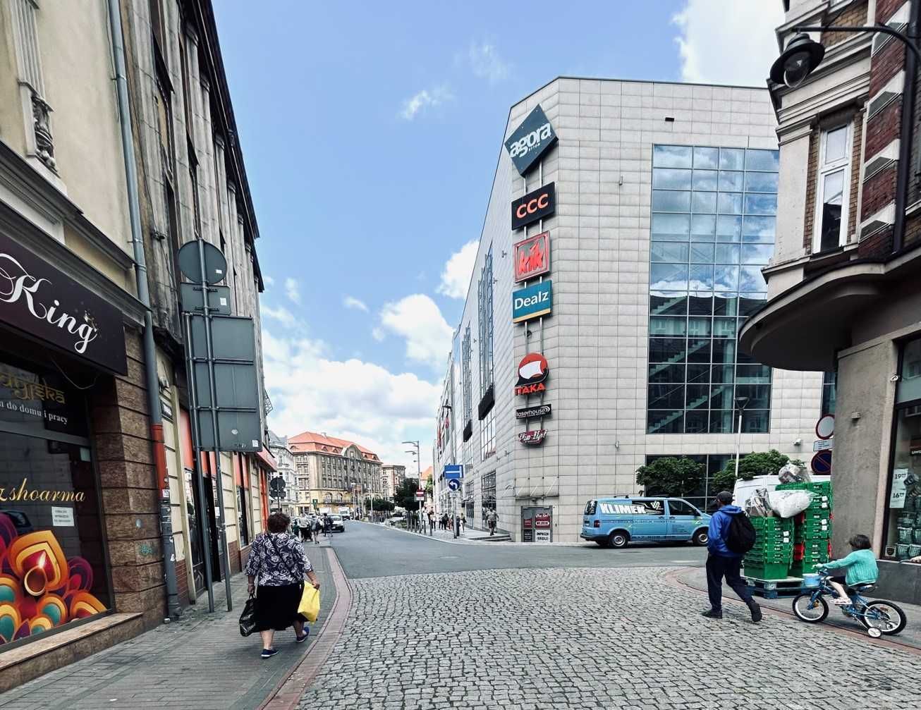 Hostel/Kwatery pracownicze–Centrum Bytomia–Komfort i doskonała lok!