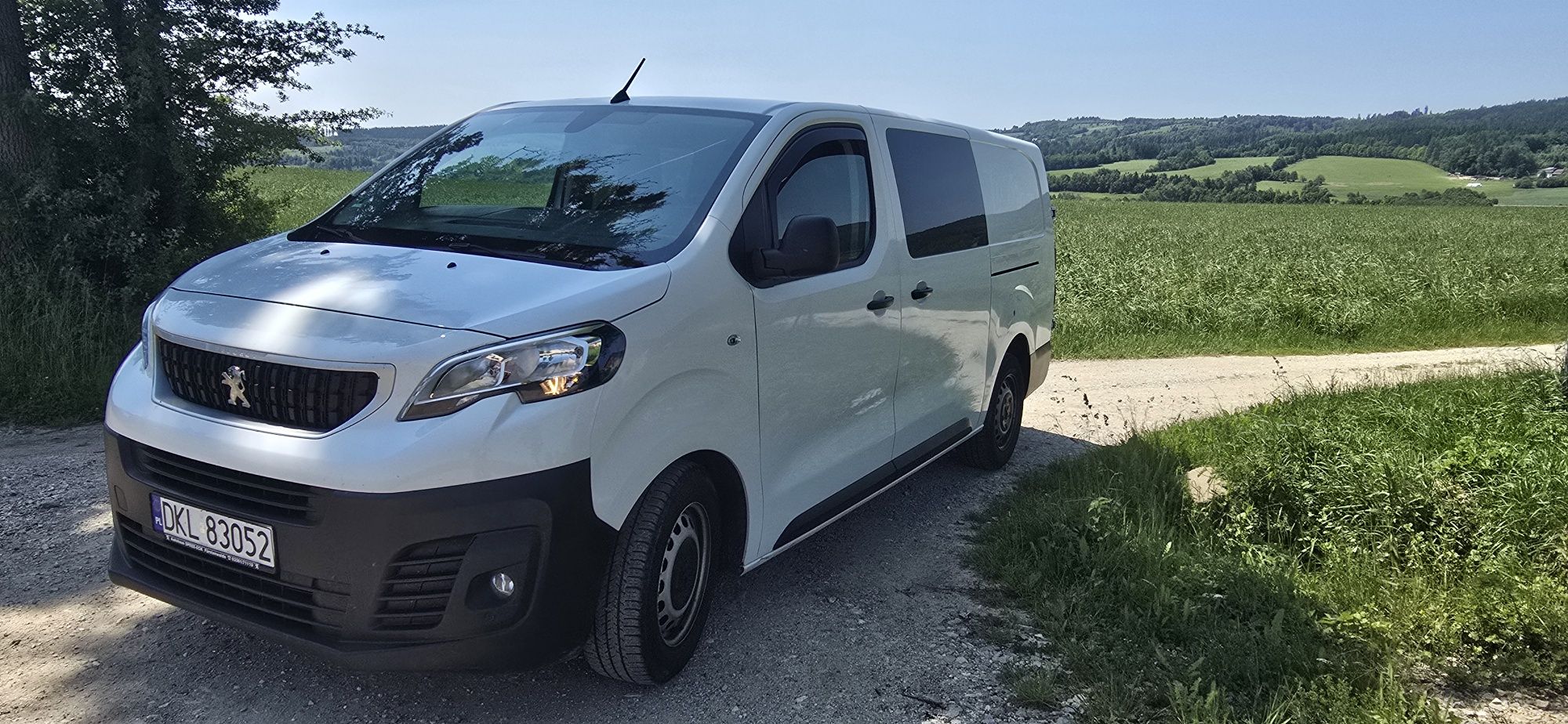 Peugeot Expert brygadówka 5 os. Wynajem do wynajęcia bus z oc sprawcy