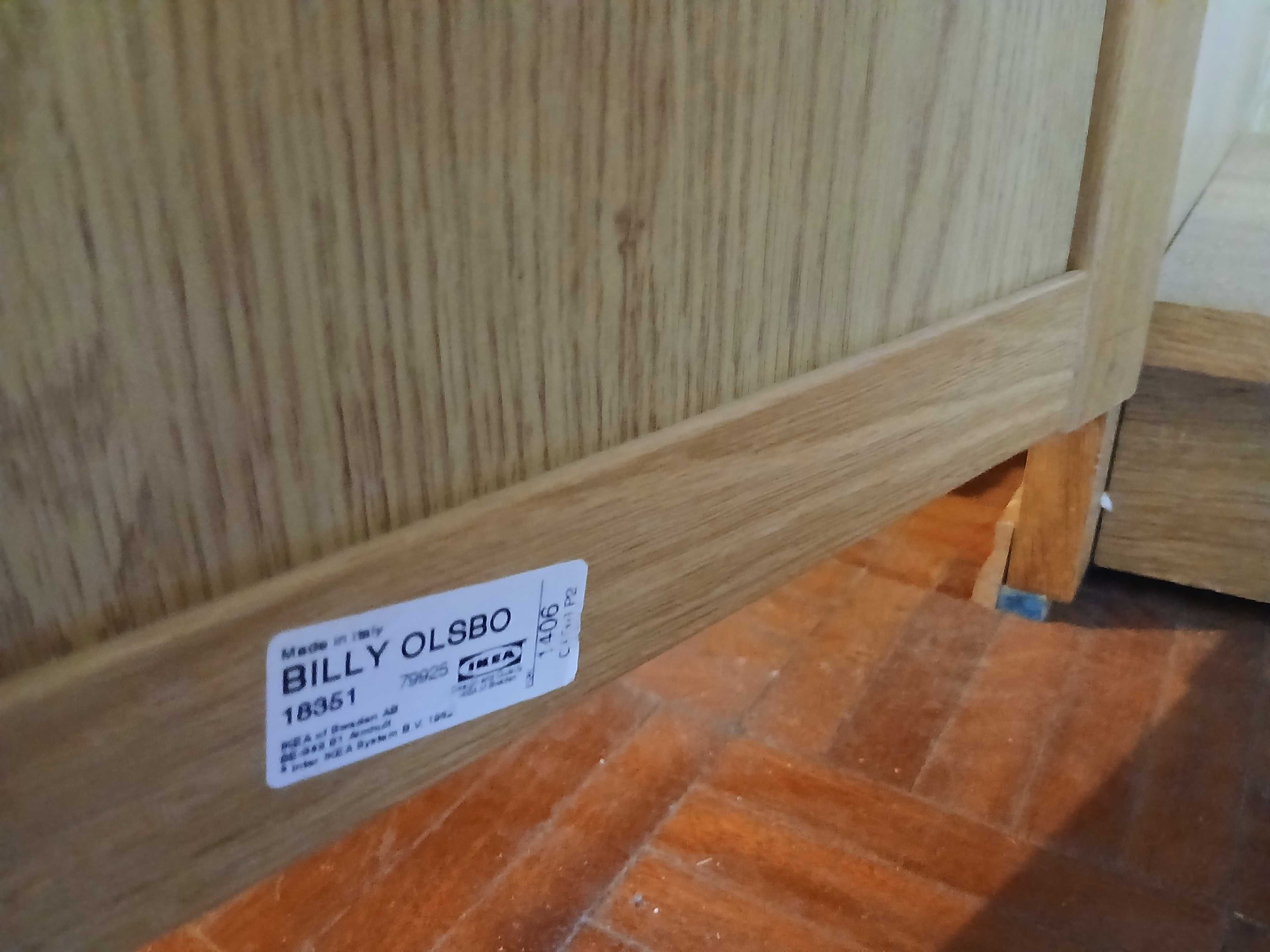 estante BILLY IKEA com vitrina