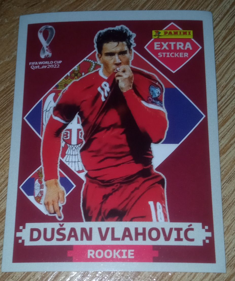 Dusan Vlahović - Extra Sticker Panini Qatar 2022