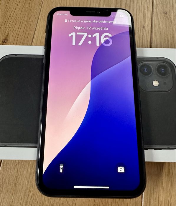 iPhone 11 64 GB, stan bardzo dobry