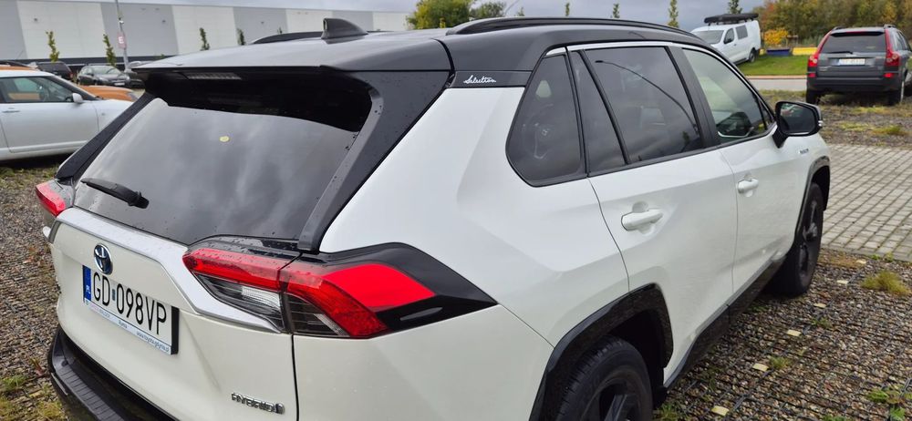 Toyota RAV4 Cesja leasingu Pierwszy właściciel   serwisowany w Aso bezwypadkowy