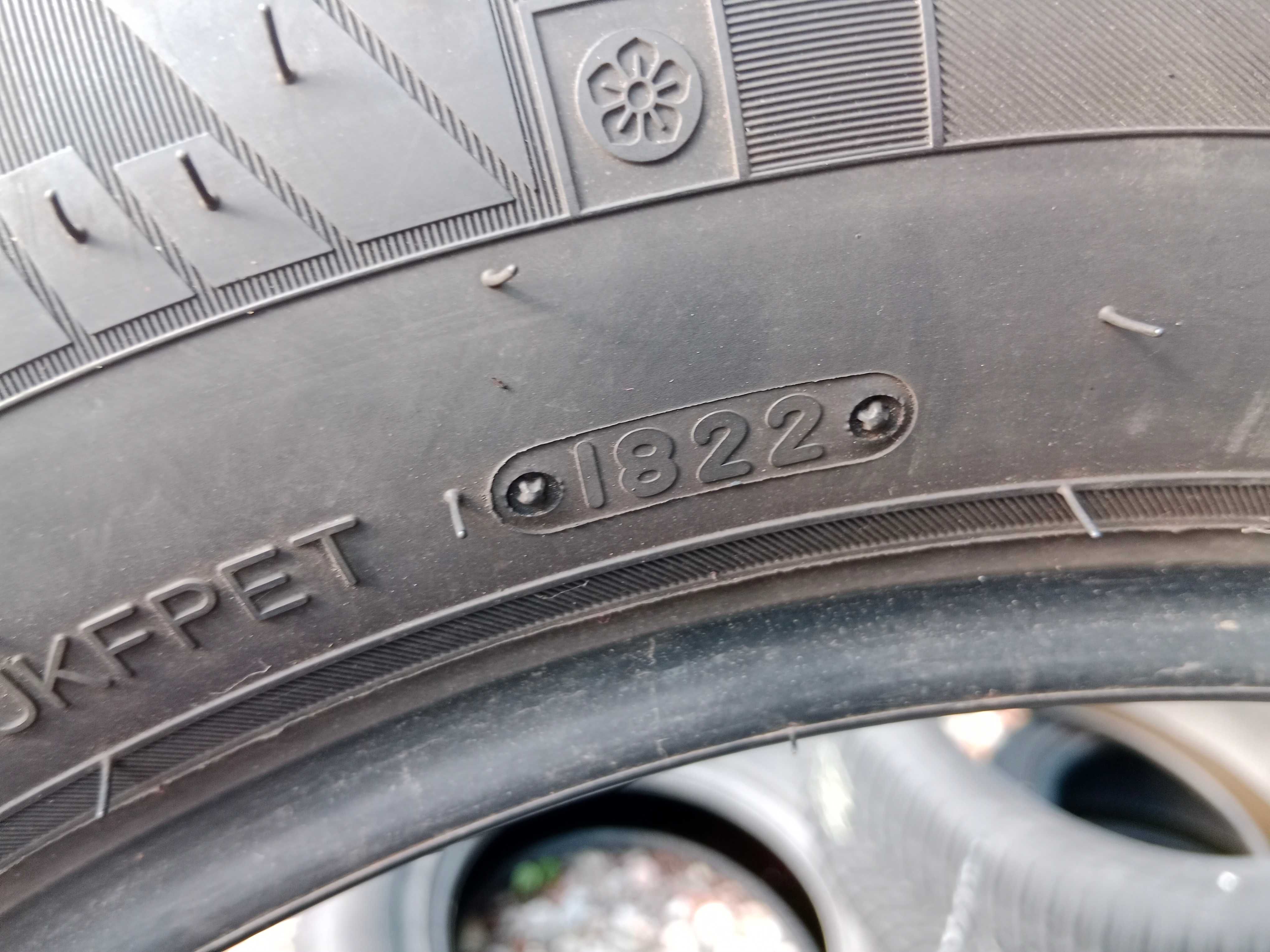 Opona używana 215/60R17 Triangle Season X TA01 1szt.