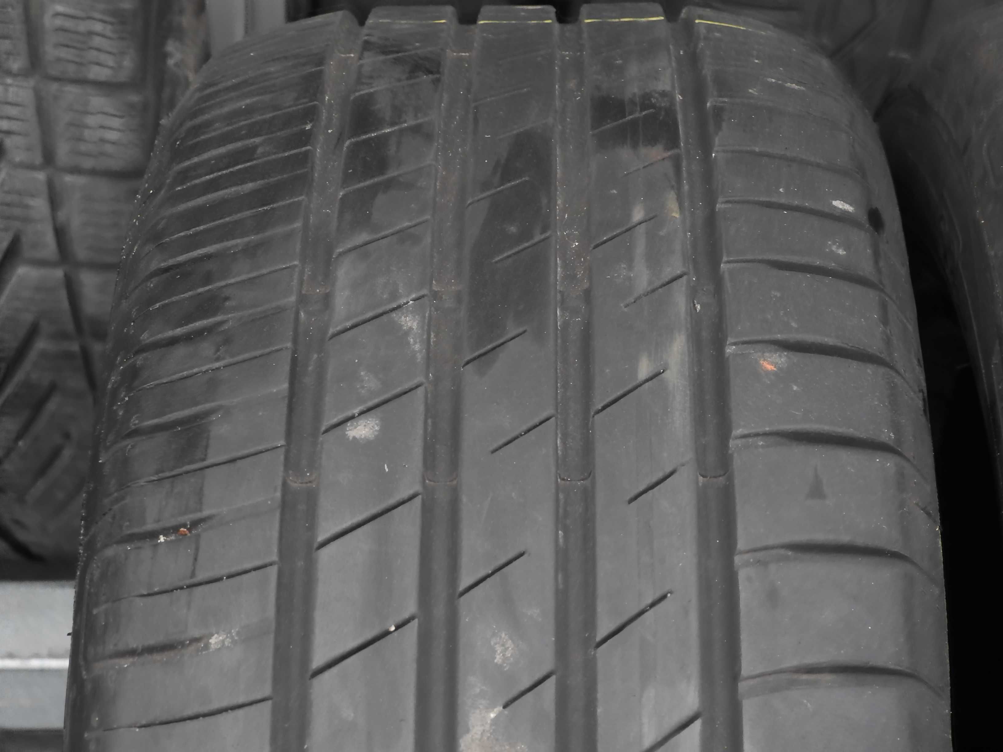 4xGoodyear EfficientGrip Performance 215/55r17 94V 2017r 2x6,8 2x6,5mm