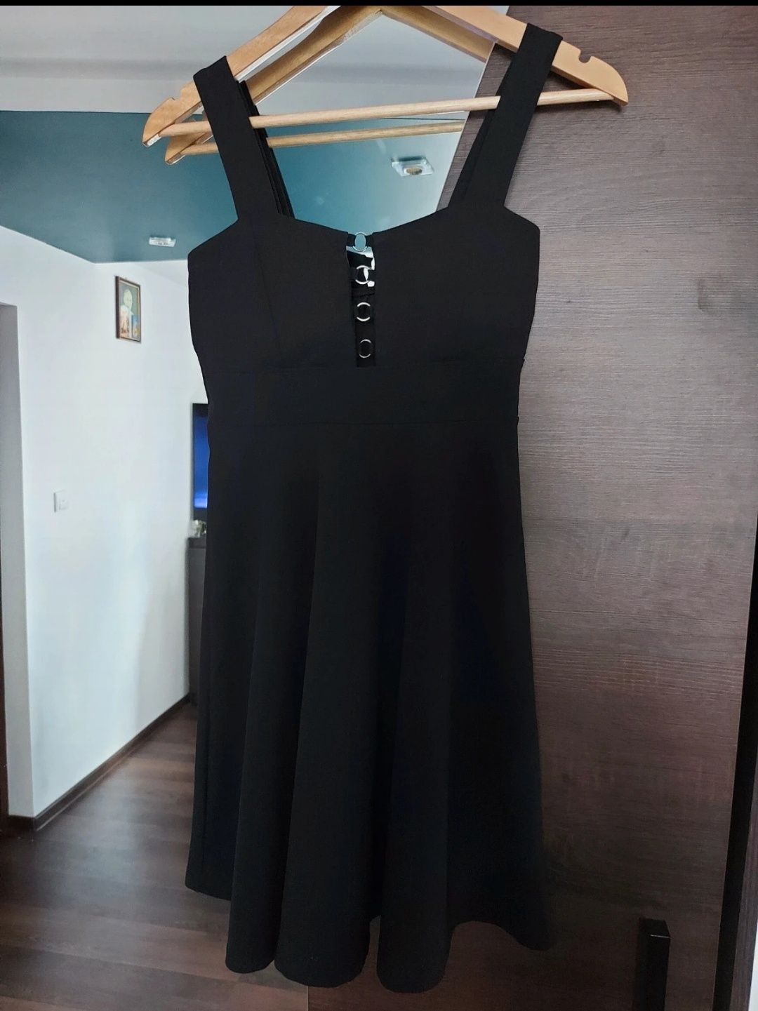 Sukienka czarna krótka rozmiar S