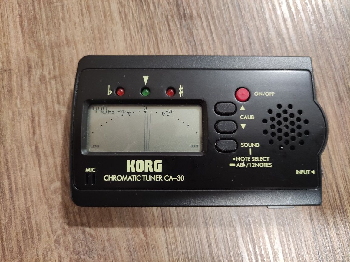 Tuner gitarowy chromatyczny KORG CA-30