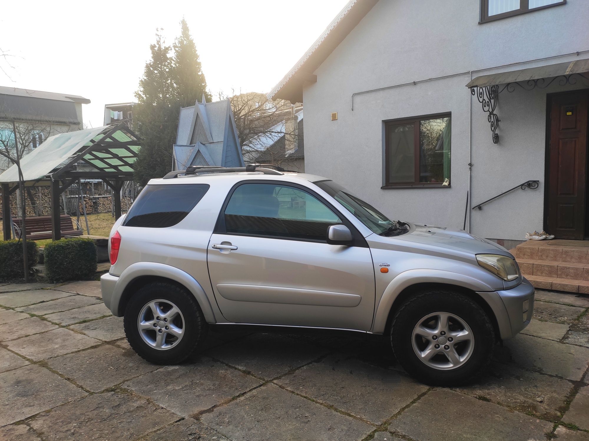 Toyota rav4 - 2 дверна дизель