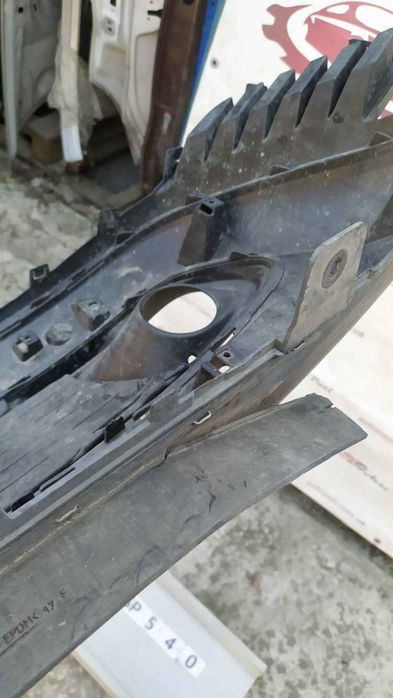 Fiat/Alfa/Lancia 500L Cross 13- решітка бампера перед SP0540