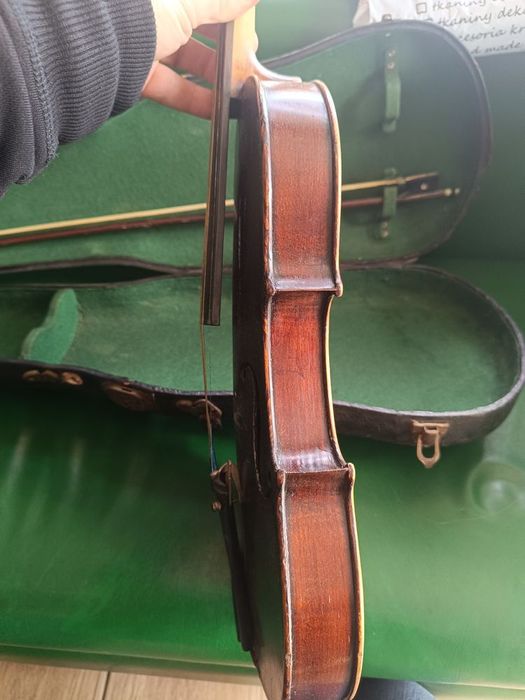 Skrzypce antonius stradivarius cremonensis faciebat anno 1725