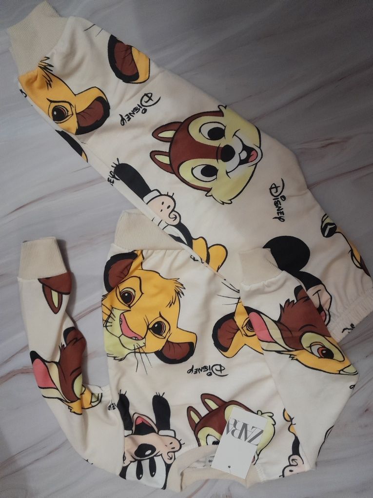 Komplet uniwersalny dresowy bluza spodnie lekko ocieplany Disney 92