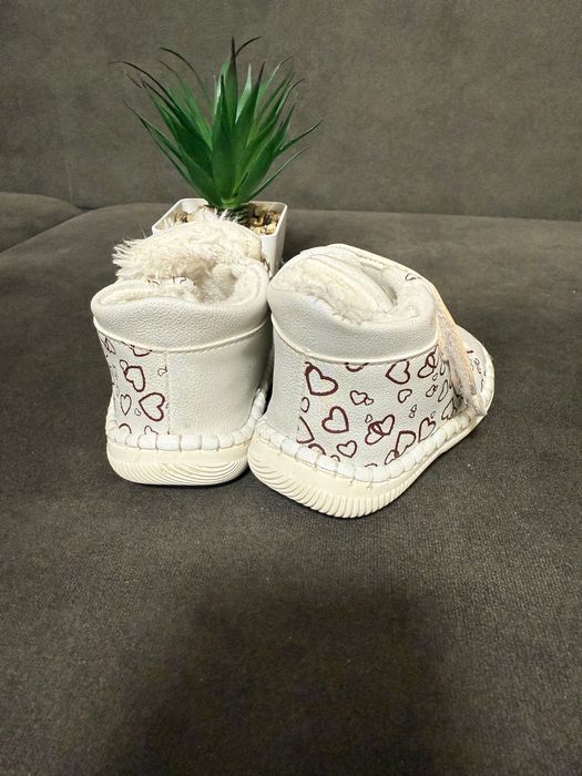 Дитячі сапожки для дівчинки