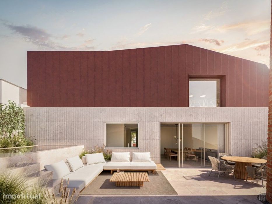 T2 com estacionamento no coração de Campo de Ourique